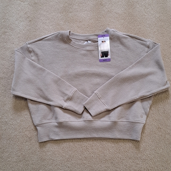 New! Danskin Cropped Crew Sweatshirt Beige Long Sleeved Women's XS Jacquard Top - Picture 16 of 16